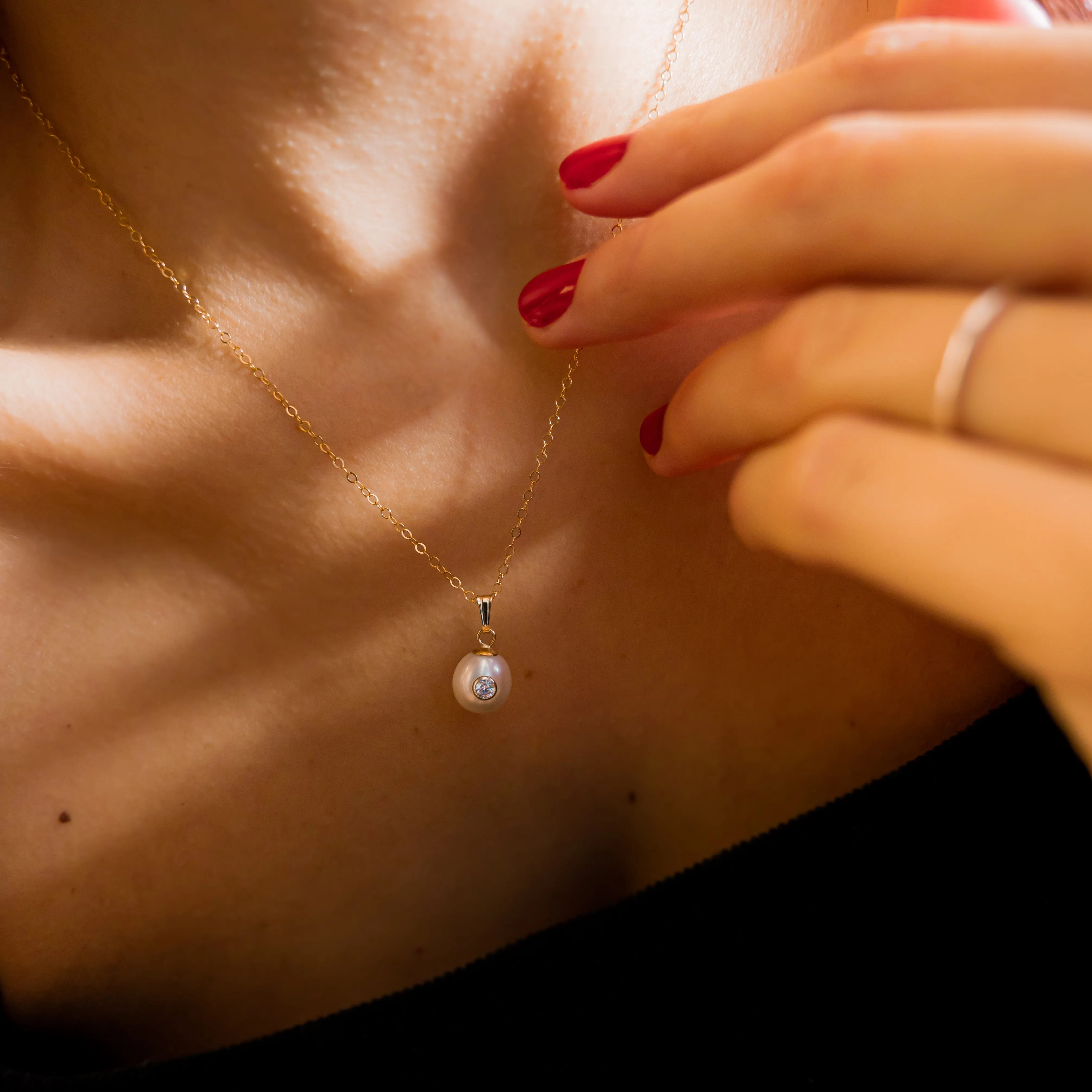 Aphrodite Gold Necklace