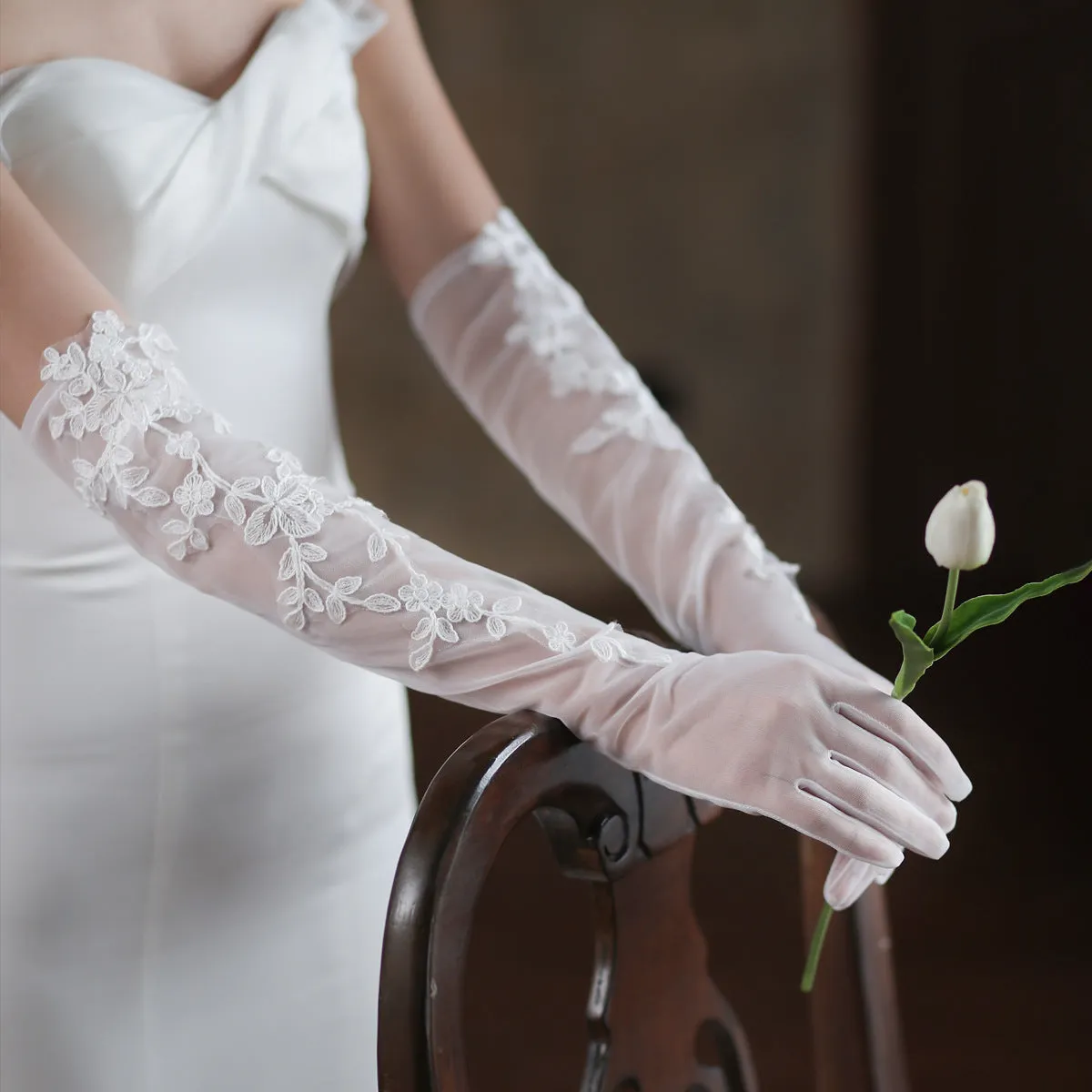 Elegant White Lace Wedding Dress Dinner Mesh Gloves