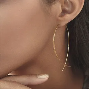 ES143 Fish Shaped Stud Earrings Simplicity Handmade Copper Wire Earring for Women Brincos de gota Feminino 2018 Geometric NEW