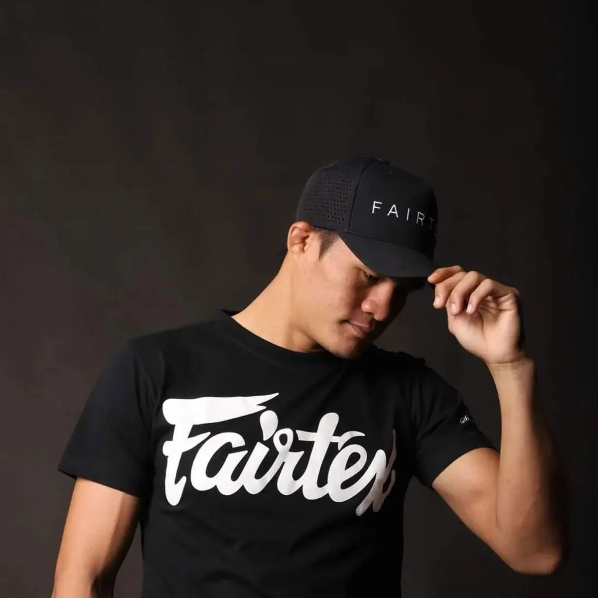 Fairtex CAP13 Basic Trucker Cap Black