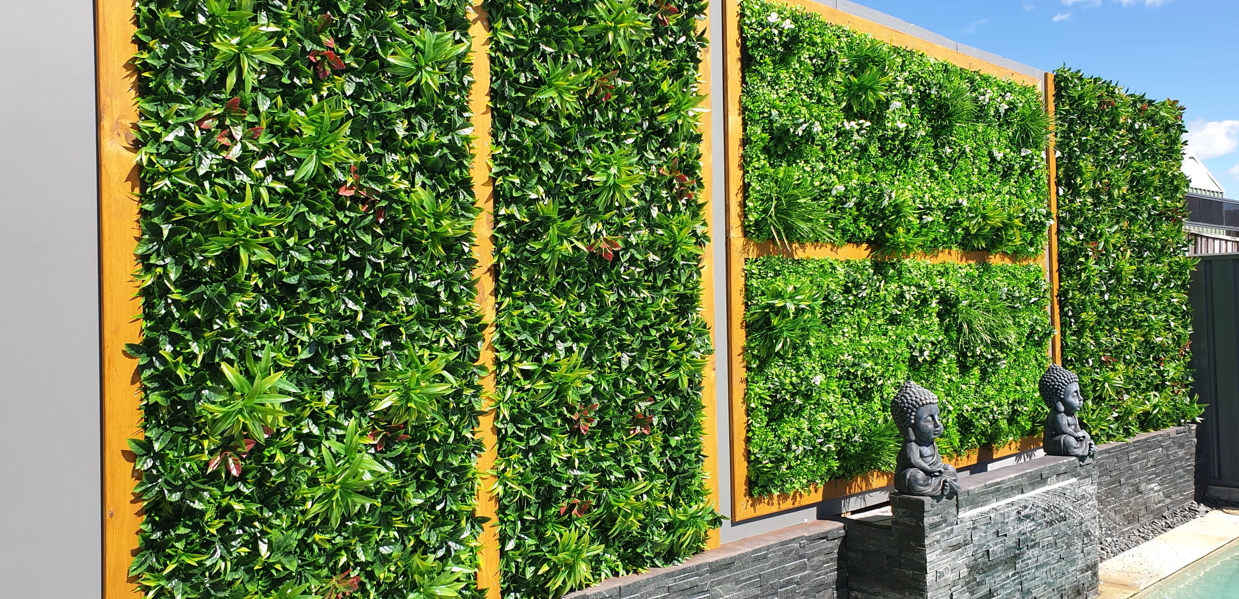 Green Meadows Artificial Vertical Garden / Fake Green Wall 1m x 1m UV Resistant