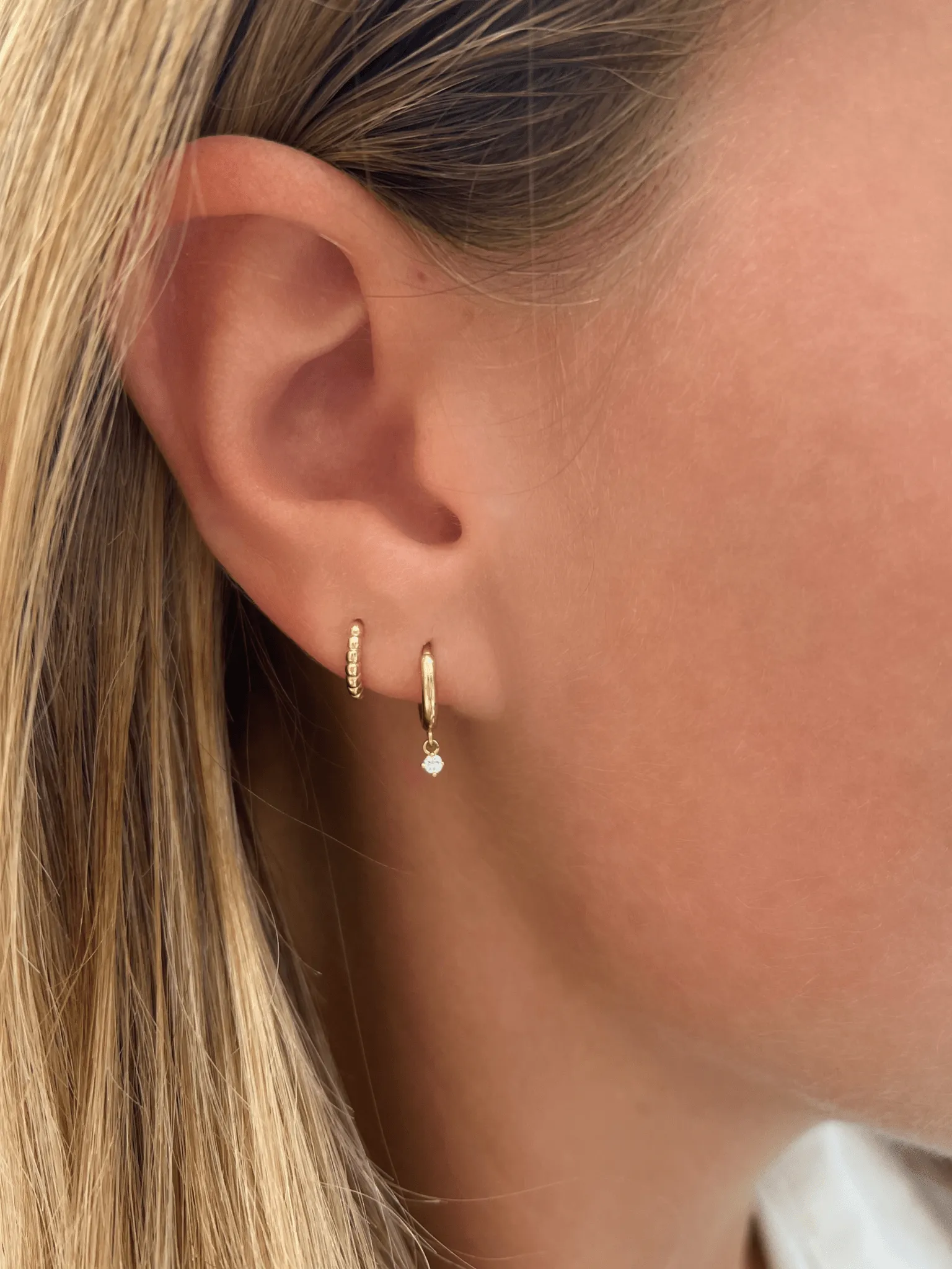 Mini Beaded Huggie Earring 14K