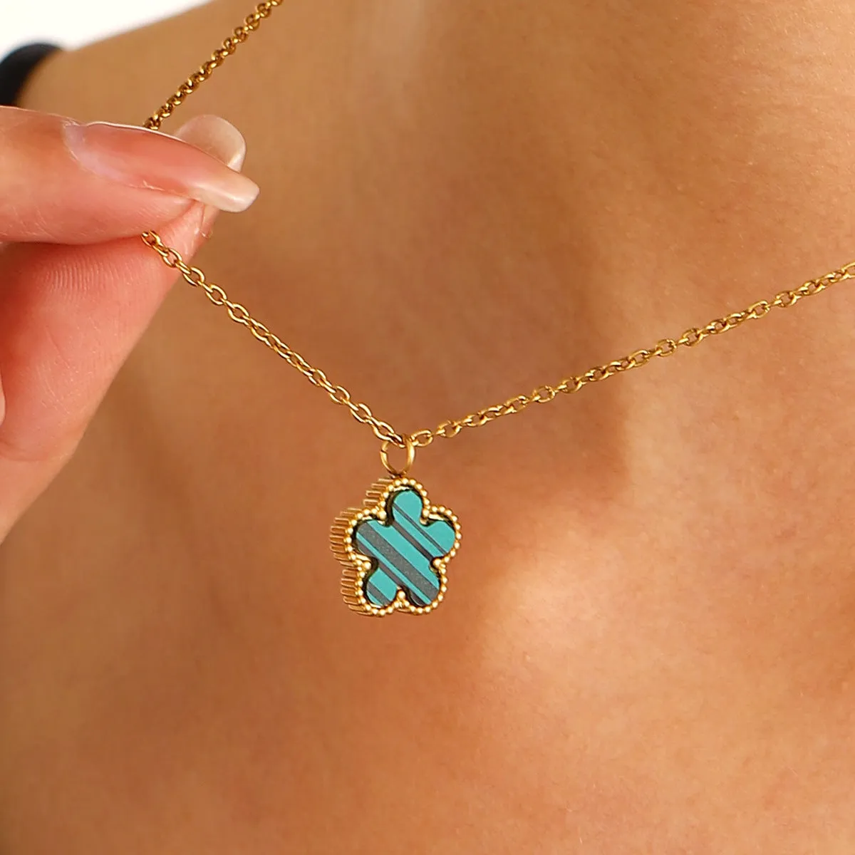 Wholesale Colorful Flower Stainless Steel Necklace JDC-NE-QingWen008