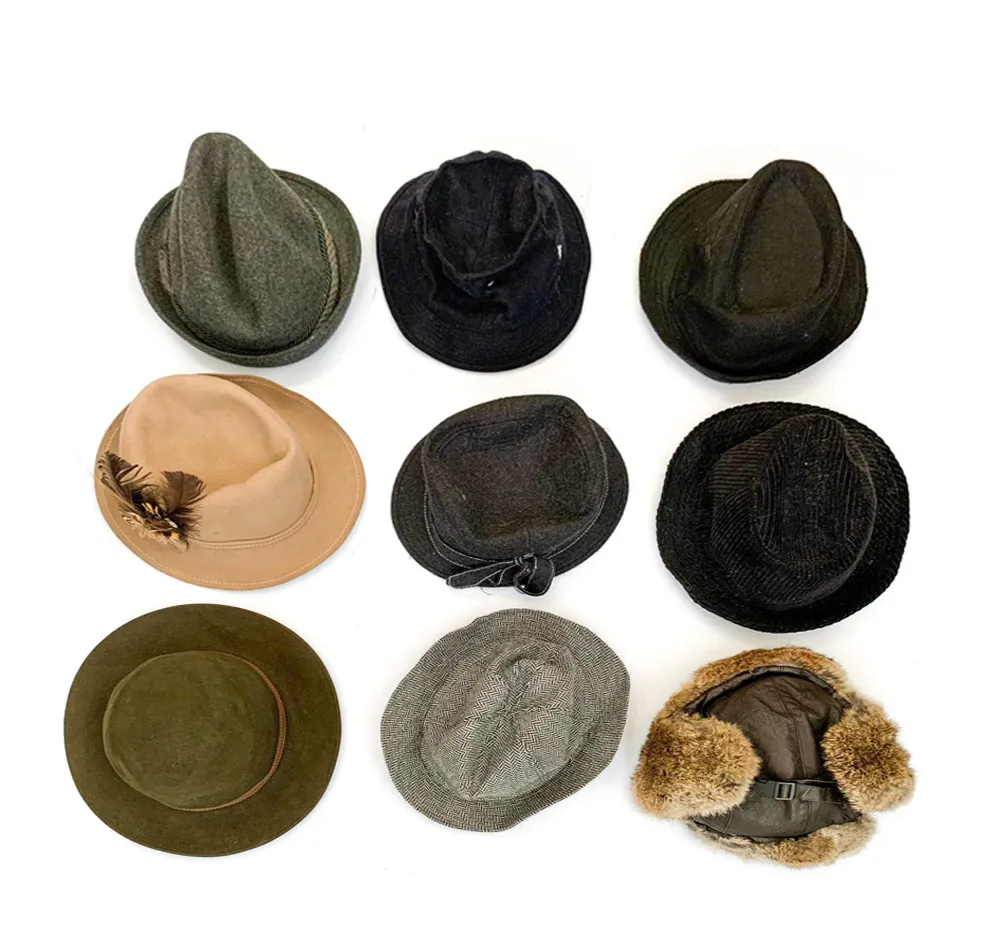 Winter Hats Mix - KILO BOX